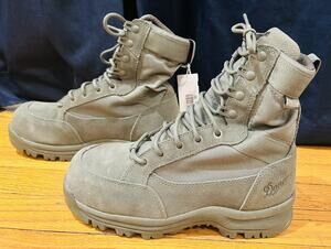 NWOB Danner Tanicus 8" Sage Green Danner Dry Boots Men's size 5